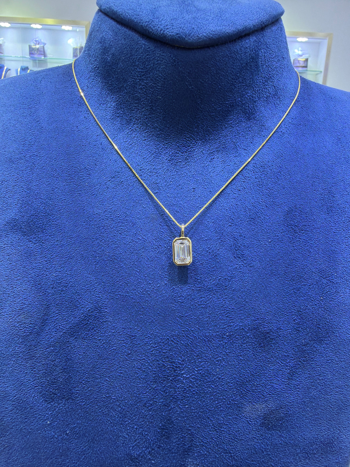 Emerald Diamond Pendant
